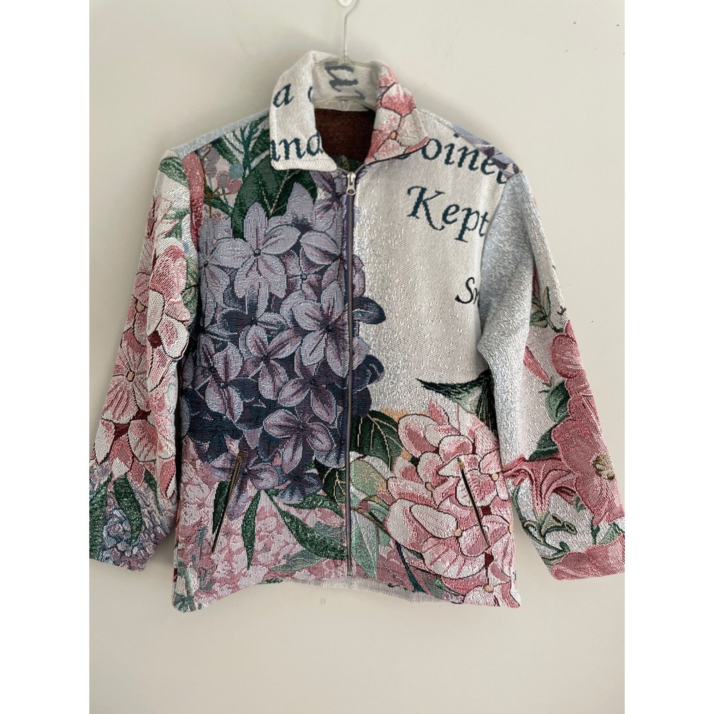 Upcycled Woven Tapestry Floral Hummingbird Full Zip Jacket Men´s Medium